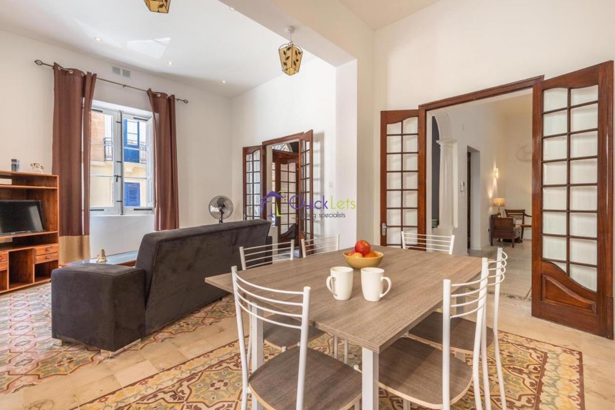 Spacious 4-Bedrooms Townhouse In Tas-Слима Экстерьер фото